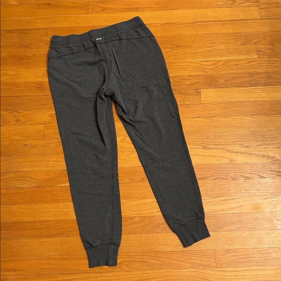 Amazon Essentials Charcoal Dark Gray Heathered Pull-On Jogger Sweatpants Small - Picture 6 of 14